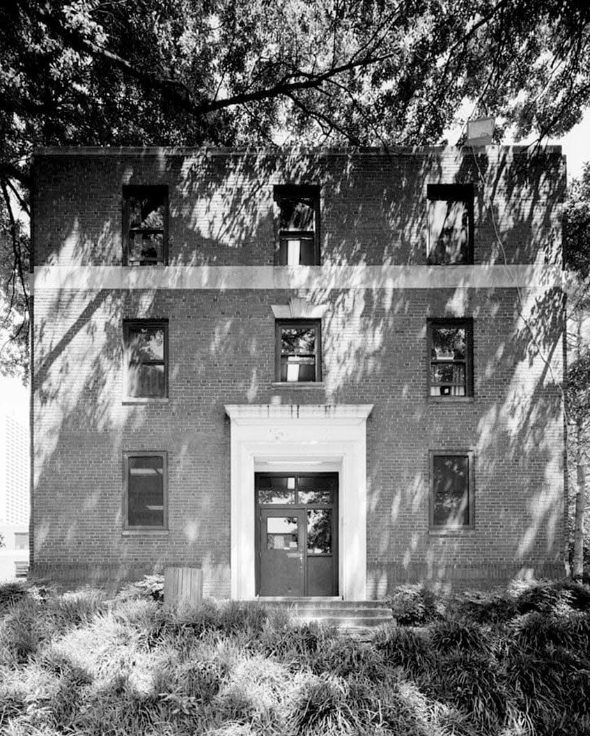 Historic Photo : Techwood Homes, McDaniel Dormitory, 581-587 Techwood Drive, Atlanta, Fulton County, GA 6 Photograph