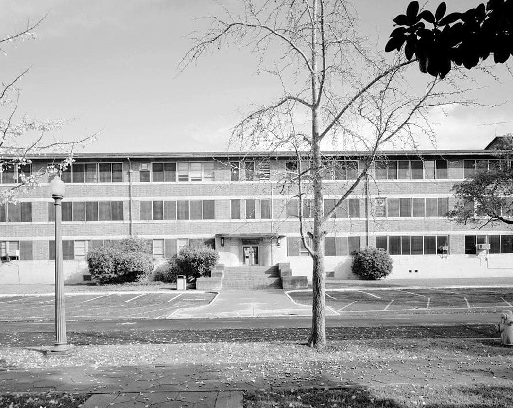 Historic Photo : Mare Island Naval Shipyard, Administrative Offices, Walnut Avenue, east side between Seventh & Eighth Streets, Vallejo, Solano County, CA 1 Photograph