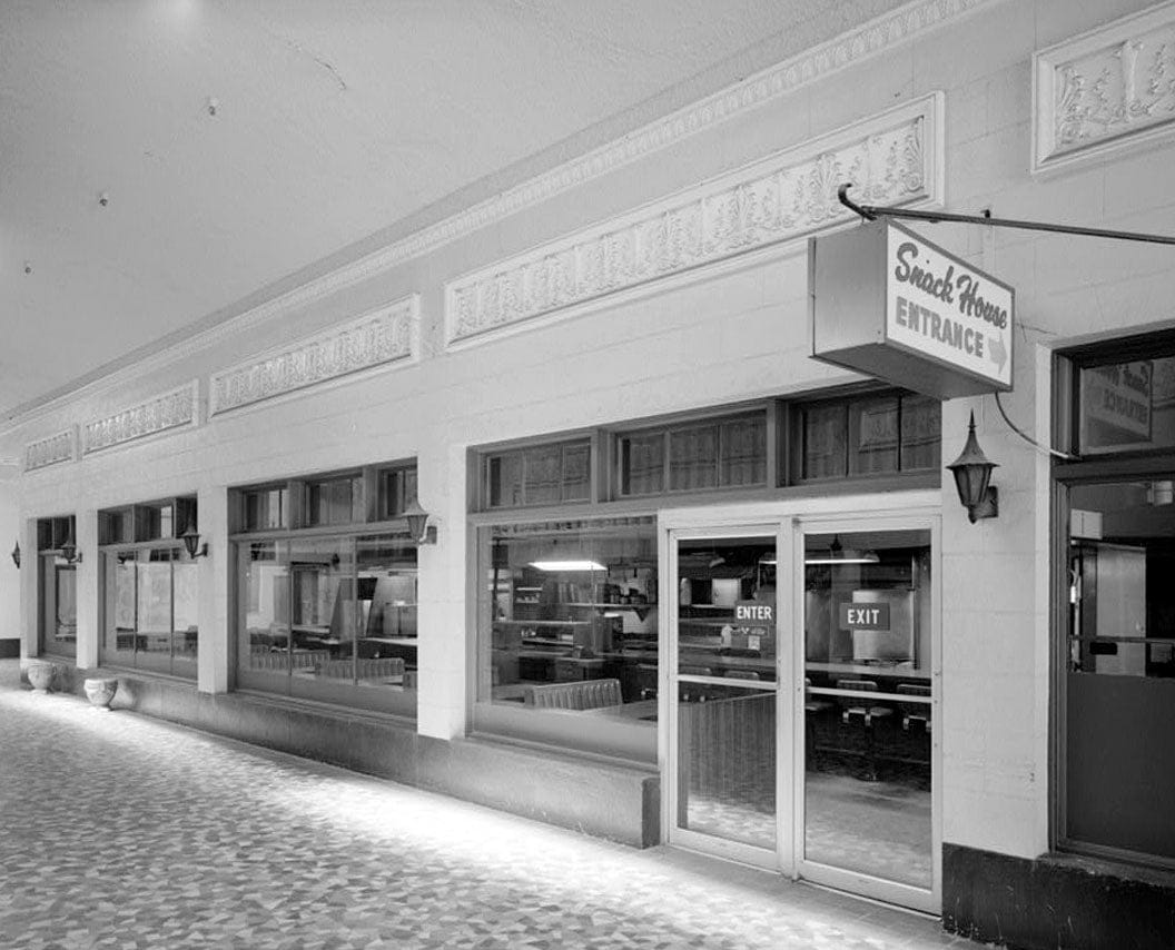 Historic Photo : Post Office Arcade, 2118 First Street, Fort Myers, Lee County, FL 2 Photograph