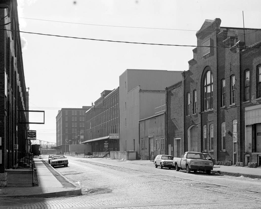 Historic Photo : Dubuque Commercial & Industrial Buildings, Dubuque, Dubuque County, IA 44 Photograph