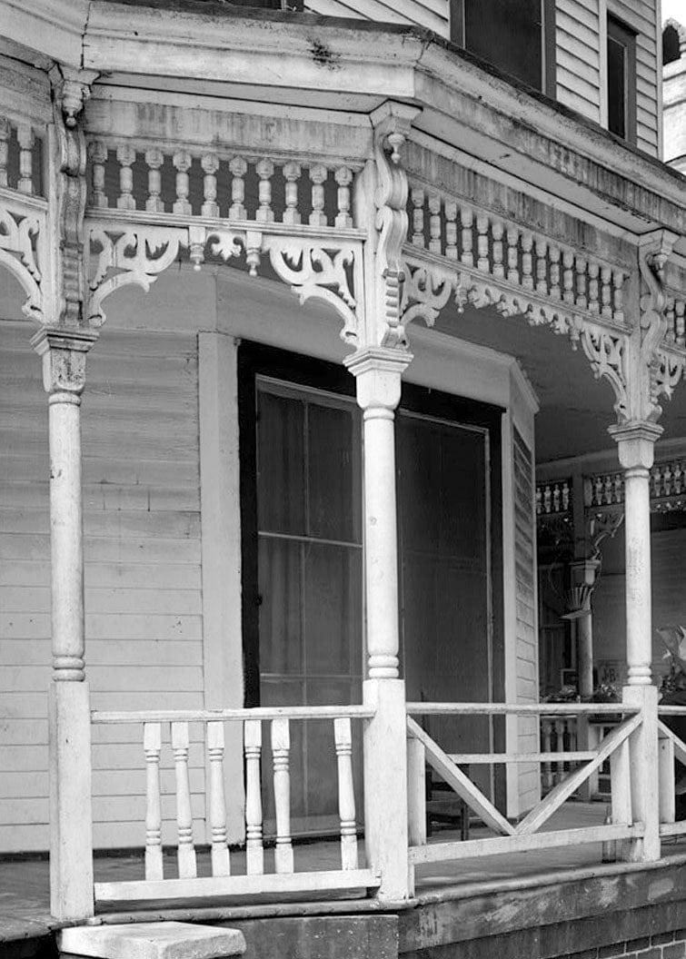 Historic Photo : Savannah Victorian Historic District, Bounded by Gwinnett, East Broad, West Broad Street & Anderson Lane, Savannah, Chatham County, GA 39 Photograph