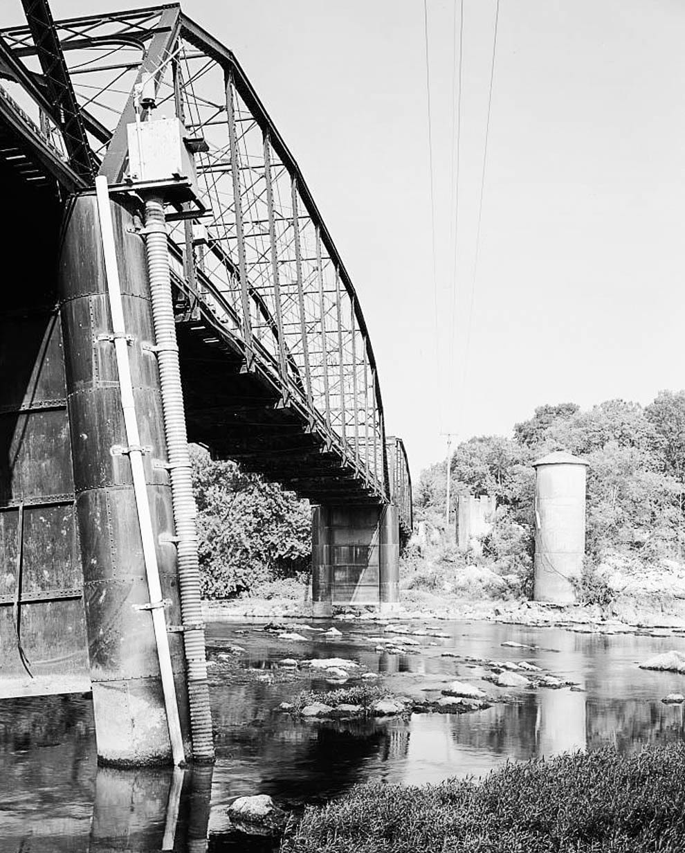 Historic Photo : Rockport Bridge, Spanning Ouachita River at Old State Highway No. 84, Malvern, Hot Spring County, AR 3 Photograph