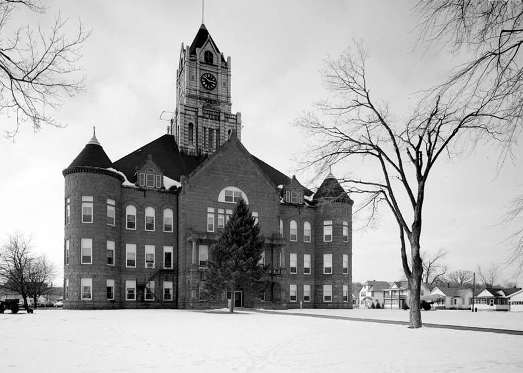 Historic Photo : Clinton County Courthouse, Courthouse Square, Clinton, Clinton County, IA 1 Photograph
