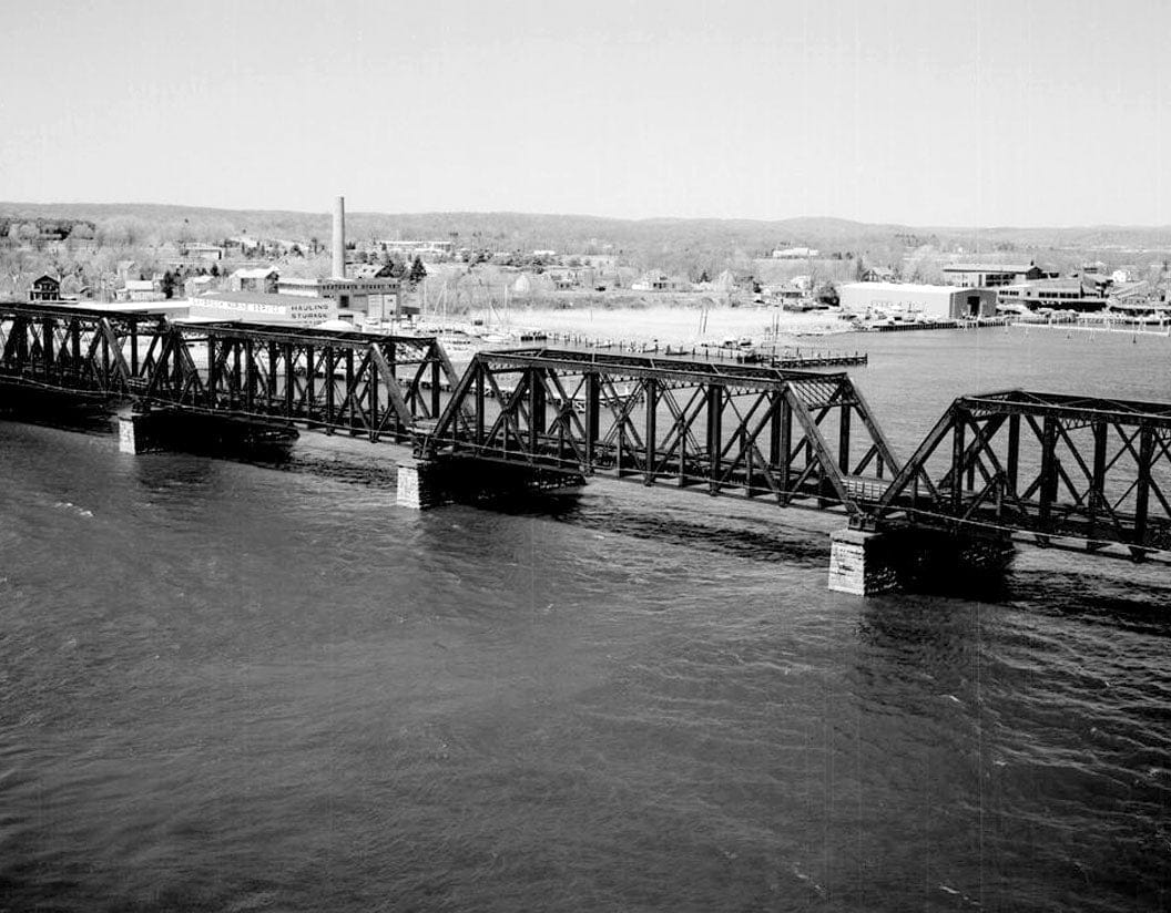 Historic Photo : Northeast Railroad Corridor, Amtrak Route between New York/Connecticut & Connecticut/Rhode Island State Lines, New Haven, New Haven County, CT 18 Photograph