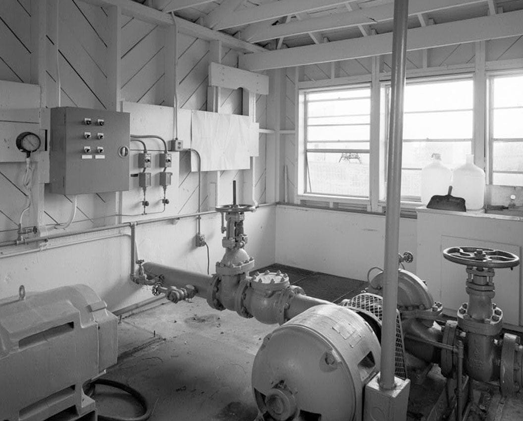 Historic Photo : MacDill Air Force Base, Water Pump Plant No. 2, 2832 Sea Swallow Avenue, Tampa, Hillsborough County, FL 1 Photograph