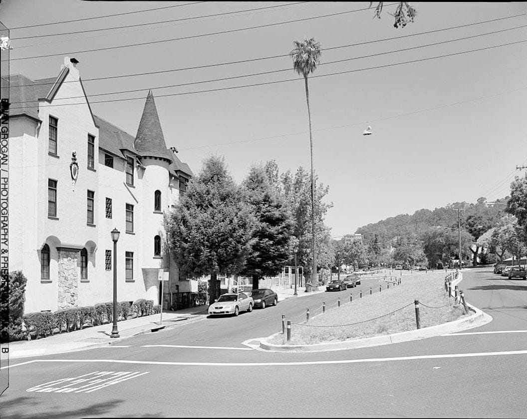Historic Photo : Piedmont Way & the Berkeley Property Tract, East of College Avenue between Dwight Way & U.C. Memorial Stadium, Berkeley, Alameda County, CA 4 Photograph