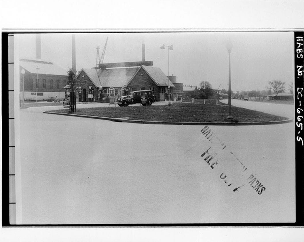Historic Photo : Higgins Service Station, 2708 Virginia Avenue, Northwest, Washington, District of Columbia, DC 2 Photograph