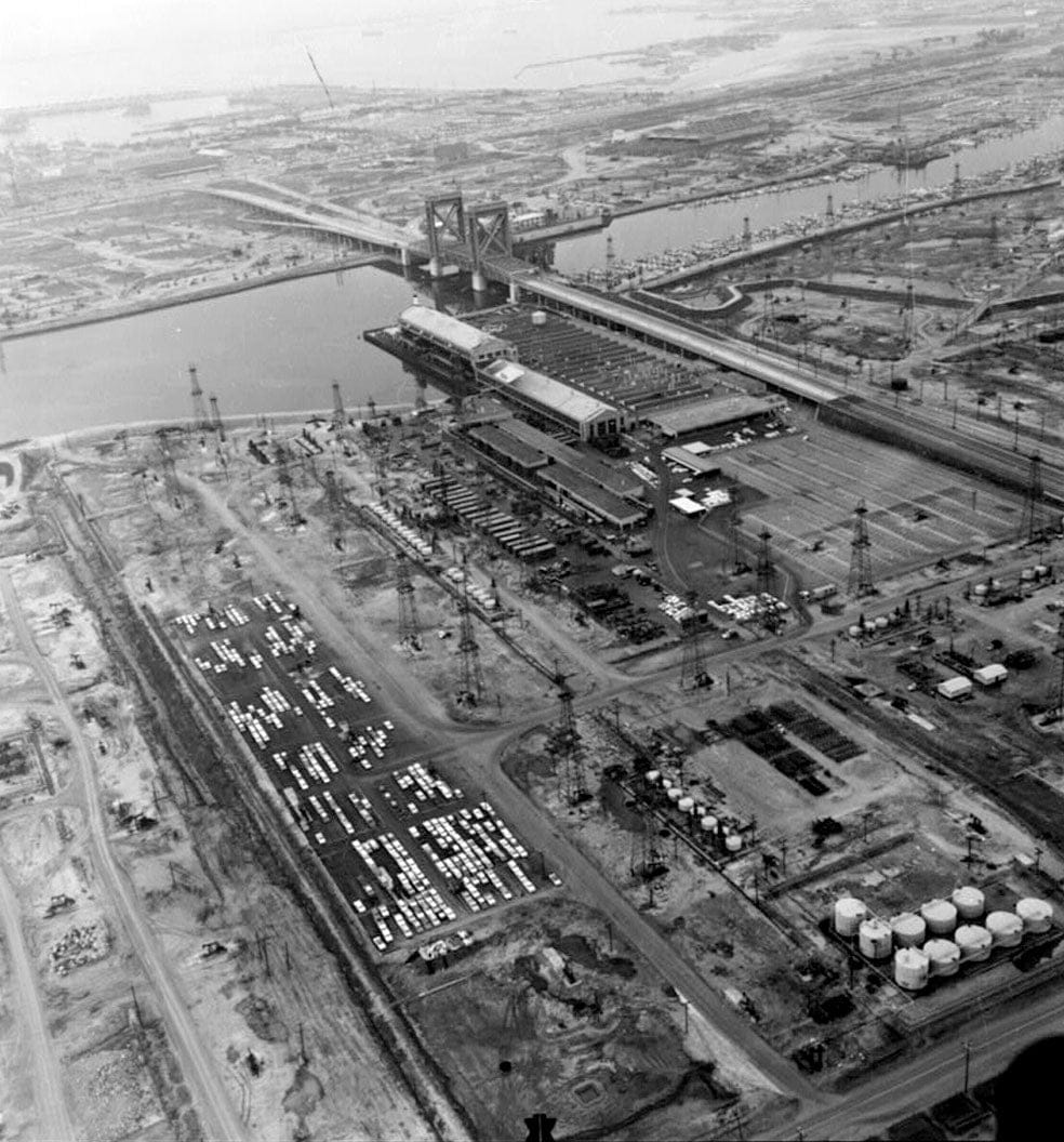 Historic Photo : Ford Motor Company Long Beach Assembly Plant, Assembly Building, 700 Henry Ford Avenue, Long Beach, Los Angeles County, CA 19 Photograph