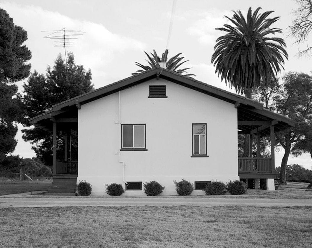 Historic Photo : Chollas Heights Naval Radio Transmitting Facility, Chief Operator's Quarters, 6410 Zero Road, San Diego, San Diego County, CA 1 Photograph
