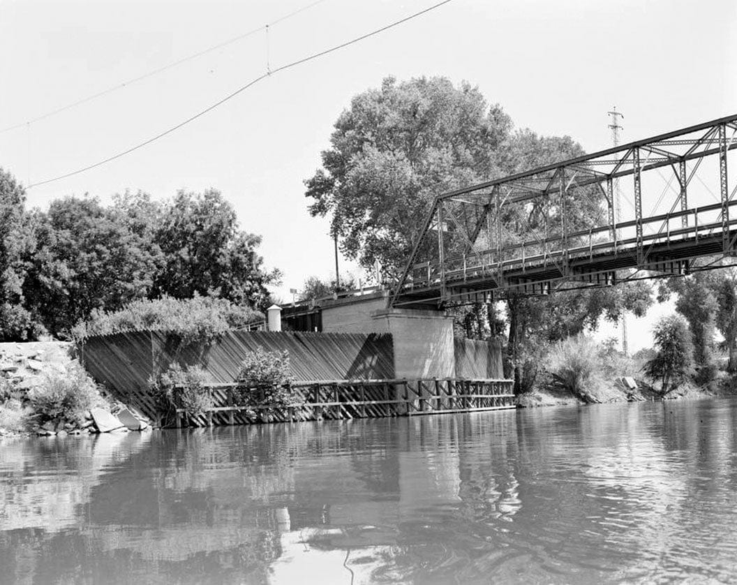 Historic Photo : Gianella Bridge, Spanning Sacramento River at State Highway 32, Hamilton City, Glenn County, CA 2 Photograph
