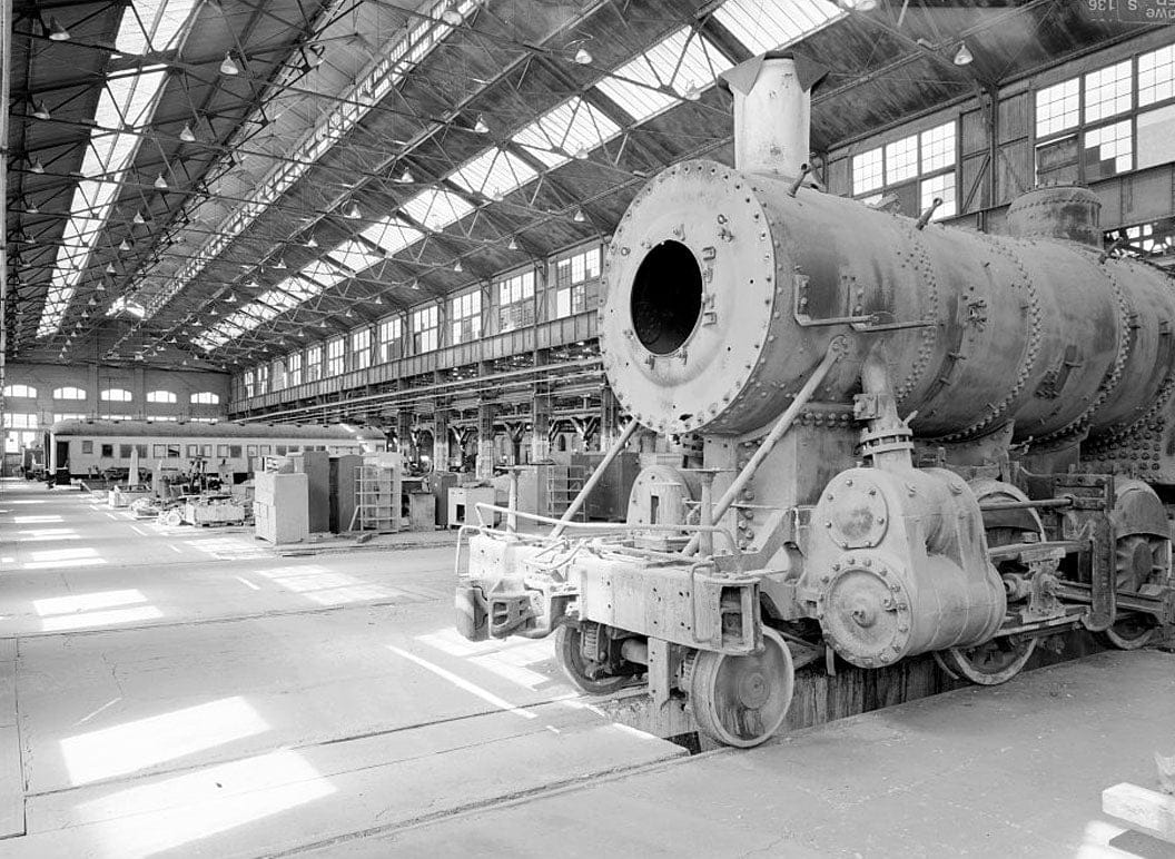 Historic Photo : Southern Pacific, Sacramento Shops, Erecting Shop, 111 I Street, Sacramento, Sacramento County, CA 7 Photograph
