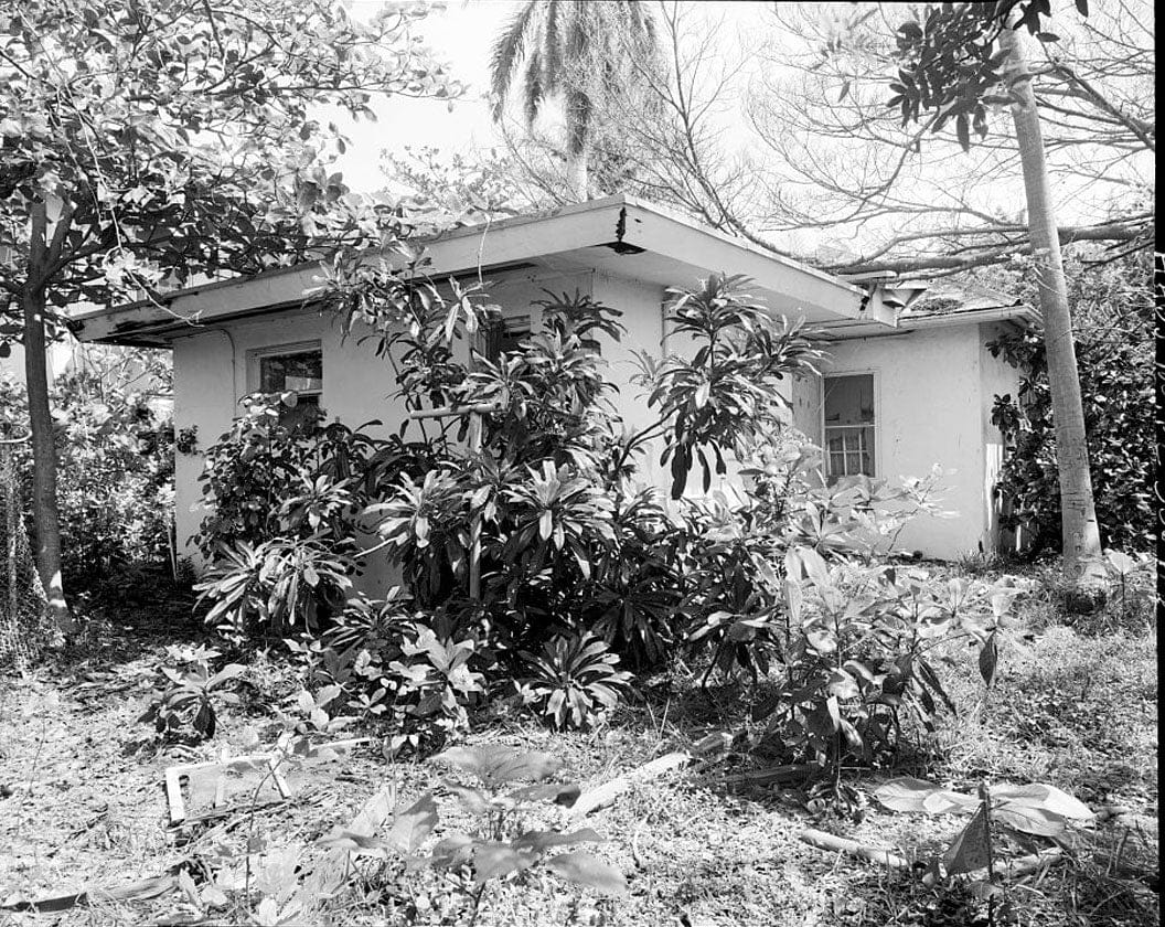Historic Photo : Naval Air Station Key West, Truman Annex, Married Officers' Quarters, Key West, Monroe County, FL 1 Photograph