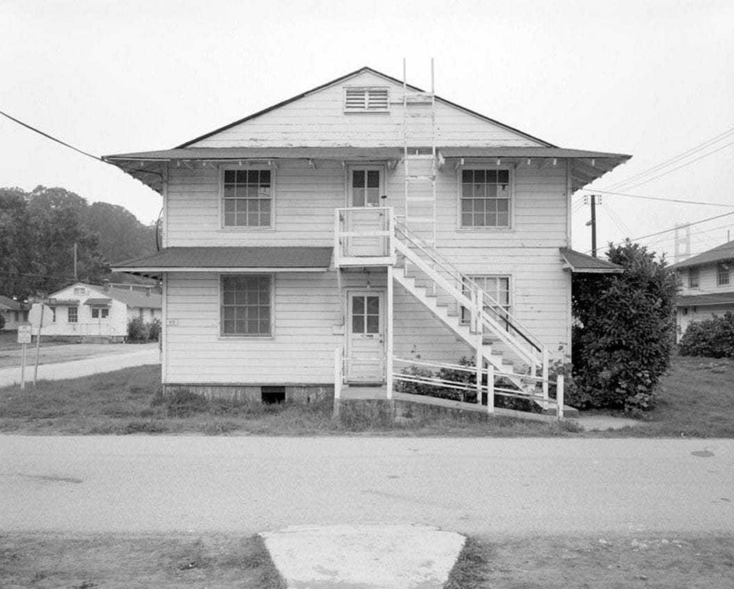Presidio of San Francisco, Enlisted Men's Barracks Type, West end of Crissy Field, between Pearce & Maudlin Streets, San Francisco, San Francisco County, CA 10