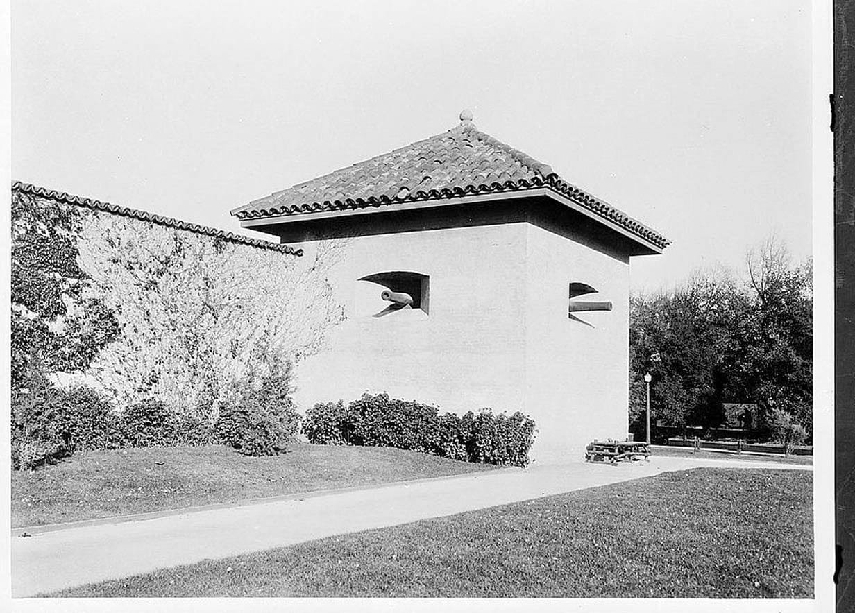 Historic Photo : Sutter's Fort, L & Twenty-Seventh Streets, Sacramento, Sacramento County, CA 3 Photograph