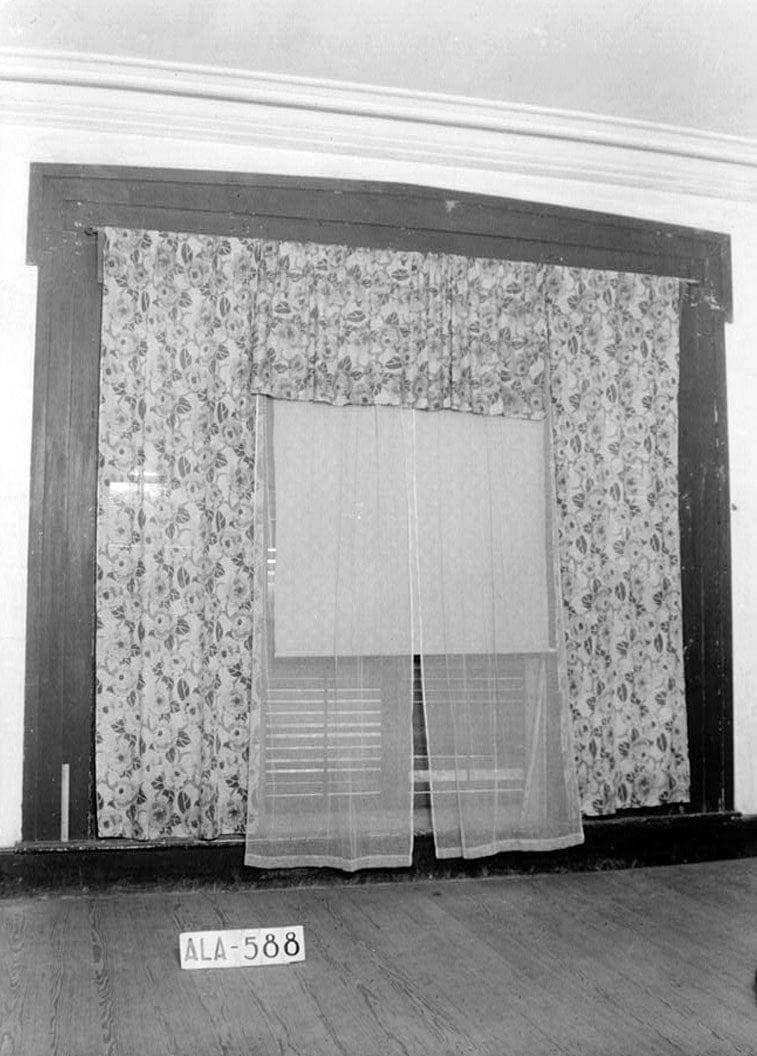 Historic Photo : Bass-Perry House, U.S. Highway 431, Seale, Russell County, AL 4 Photograph