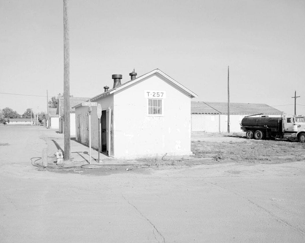 Historic Photo : Fitzsimons General Hospital, Building 257, North side of East O'Neill Avenue, between Tenth & Twelfth Streets, Aurora, Adams County, CO 2 Photograph