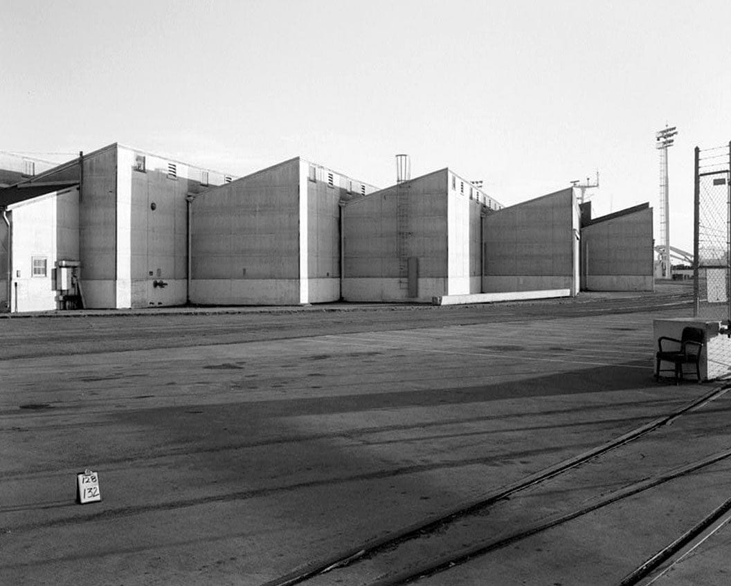 Historic Photo : Oakland Naval Supply Center, Pier Transit Shed, South of D Street between First & Second Streets, Oakland, Alameda County, CA 4 Photograph