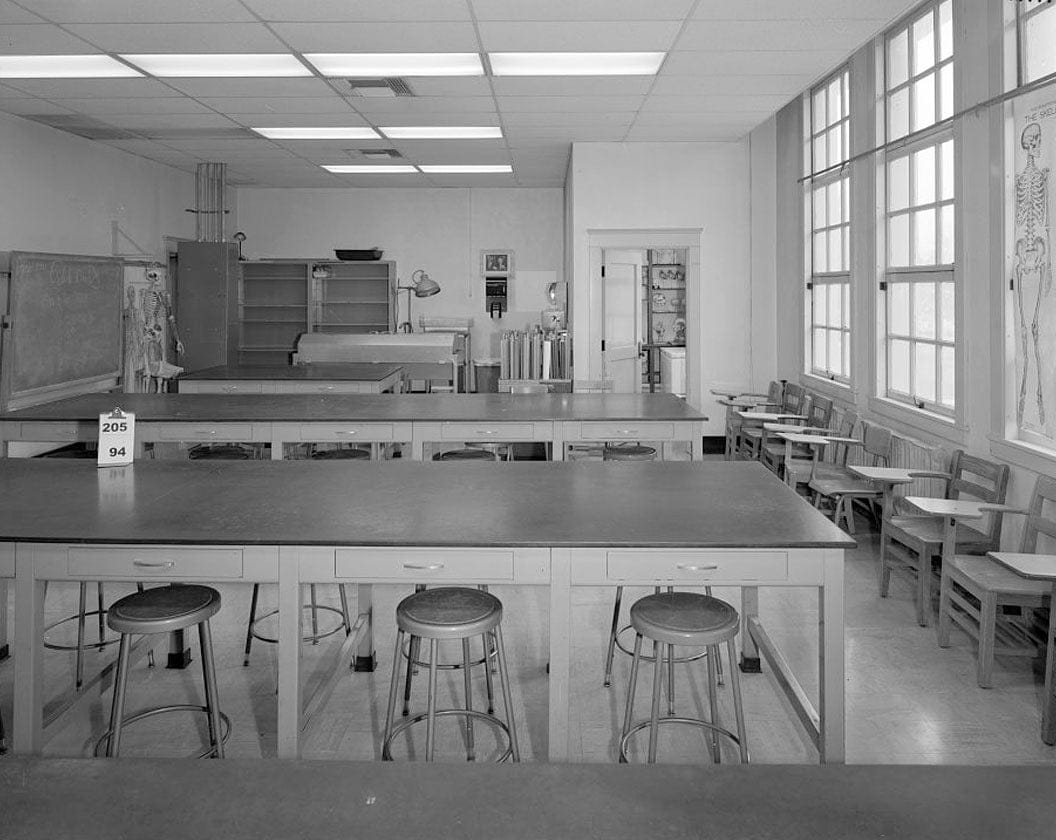 Historic Photo : San Bernardino Valley College, Life Science Building, 701 South Mount Vernon Avenue, San Bernardino, San Bernardino County, CA 3 Photograph