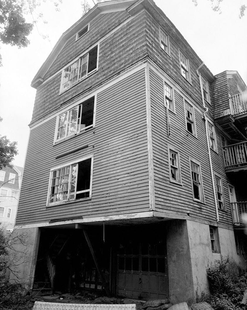 Historic Photo : 241 Lincoln Street (House), Waterbury, New Haven County, CT 1 Photograph