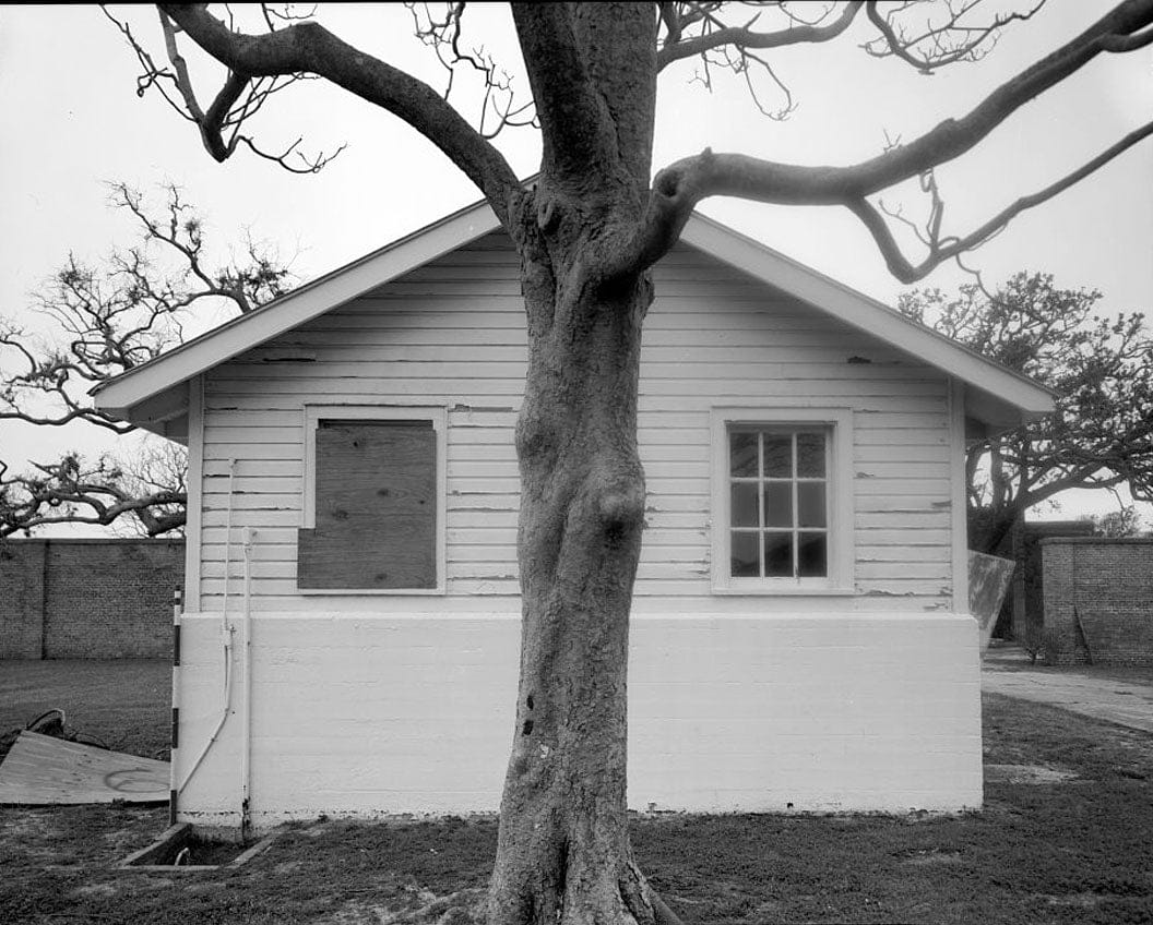 Historic Photo : U.S. Naval Air Station, Public Restroom, 516 South Avenue, Pensacola, Escambia County, FL 3 Photograph