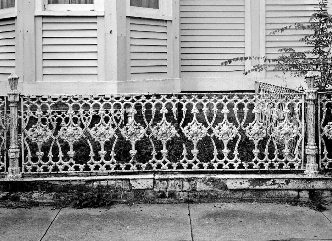 Historic Photo : Savannah Victorian Historic District, Bounded by Gwinnett, East Broad, West Broad Street & Anderson Lane, Savannah, Chatham County, GA 27 Photograph