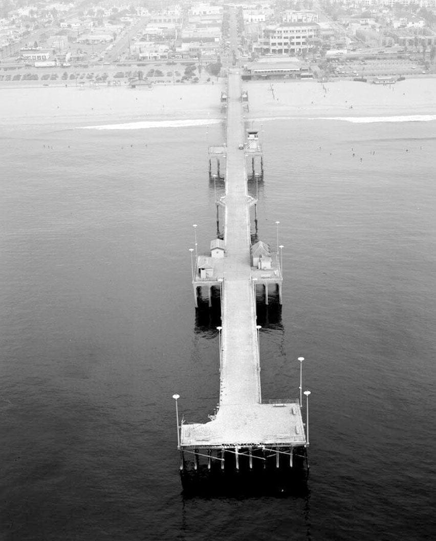 Historic Photo : Huntington Beach Municipal Pier, Pacific Coast Highway at Main Street, Huntington Beach, Orange County, CA 16 Photograph