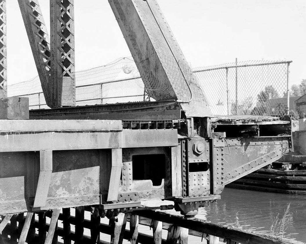 Historic Photo : Chapel Street Swing Bridge, Spanning Mill River on Chapel Street, New Haven, New Haven County, CT 2 Photograph