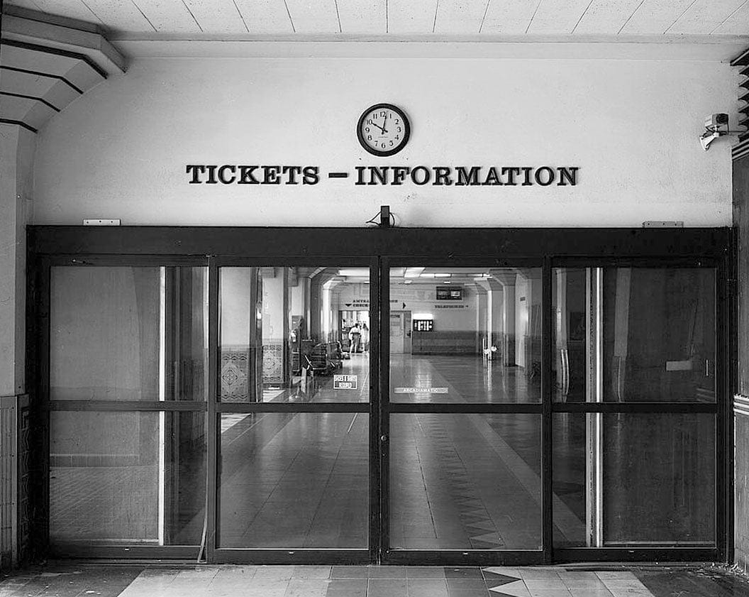 Historic Photo : Los Angeles Union Passenger Terminal, Tracks & Shed, 800 North Alameda Street, Los Angeles, Los Angeles County, CA 13 Photograph