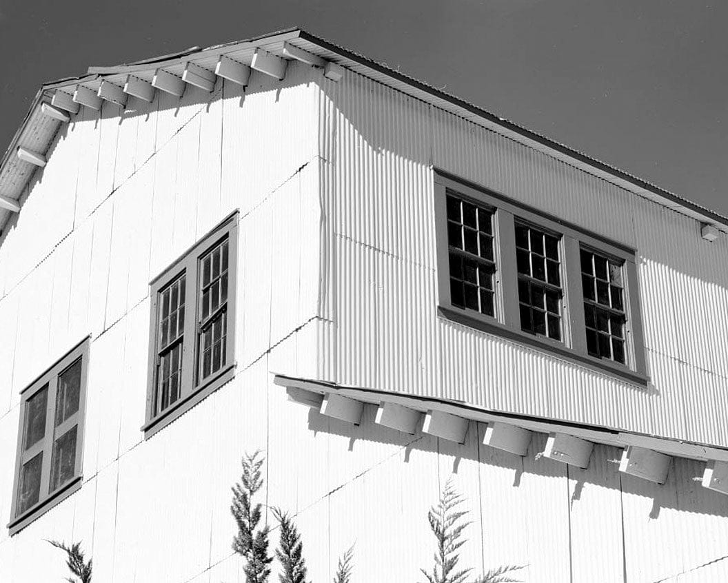 Historic Photo : Mare Island Naval Shipyard, Supply Building, Walnut Avenue, southeast corner of Walnut Avenue & Fifth Street, Vallejo, Solano County, CA 1 Photograph