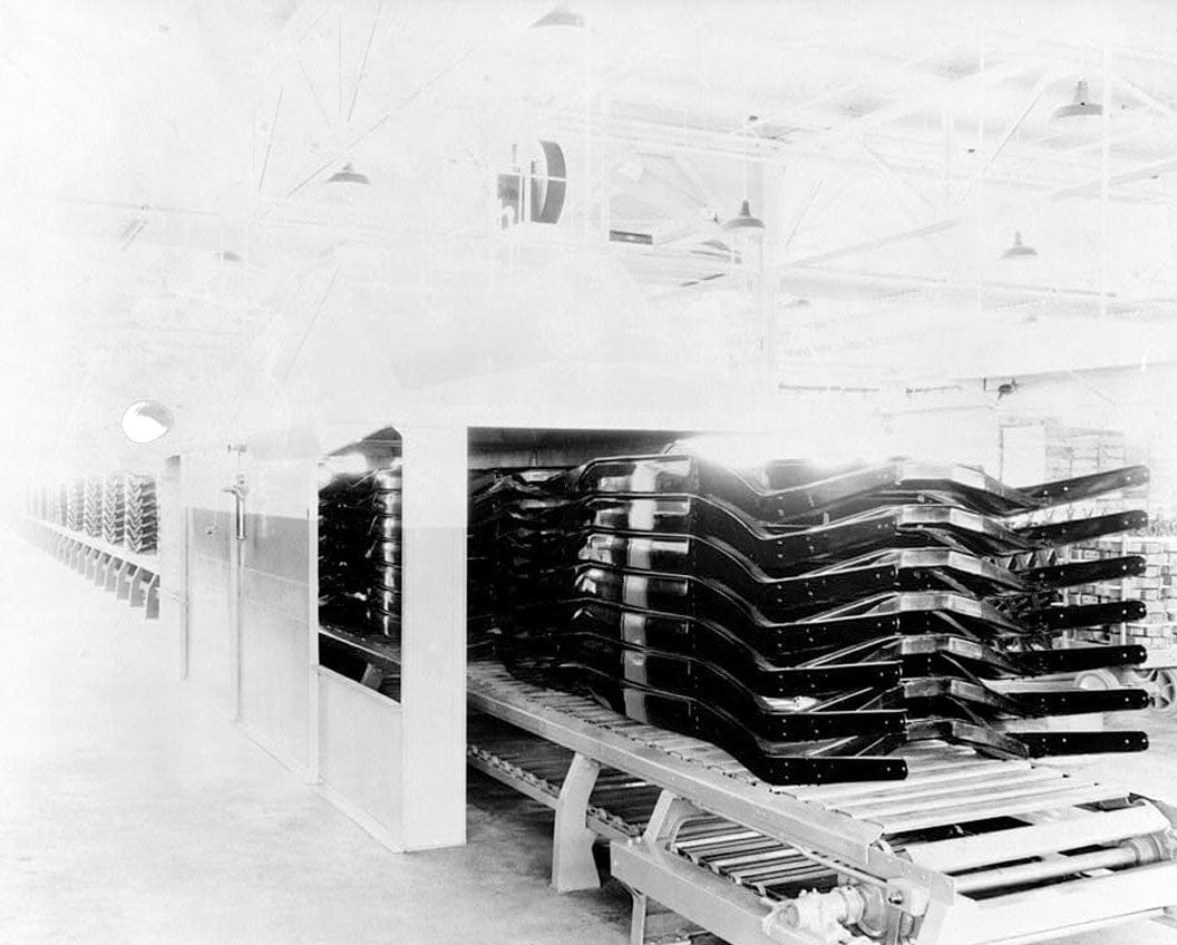 Historic Photo : Ford Motor Company Long Beach Assembly Plant, Assembly Building, 700 Henry Ford Avenue, Long Beach, Los Angeles County, CA 12 Photograph