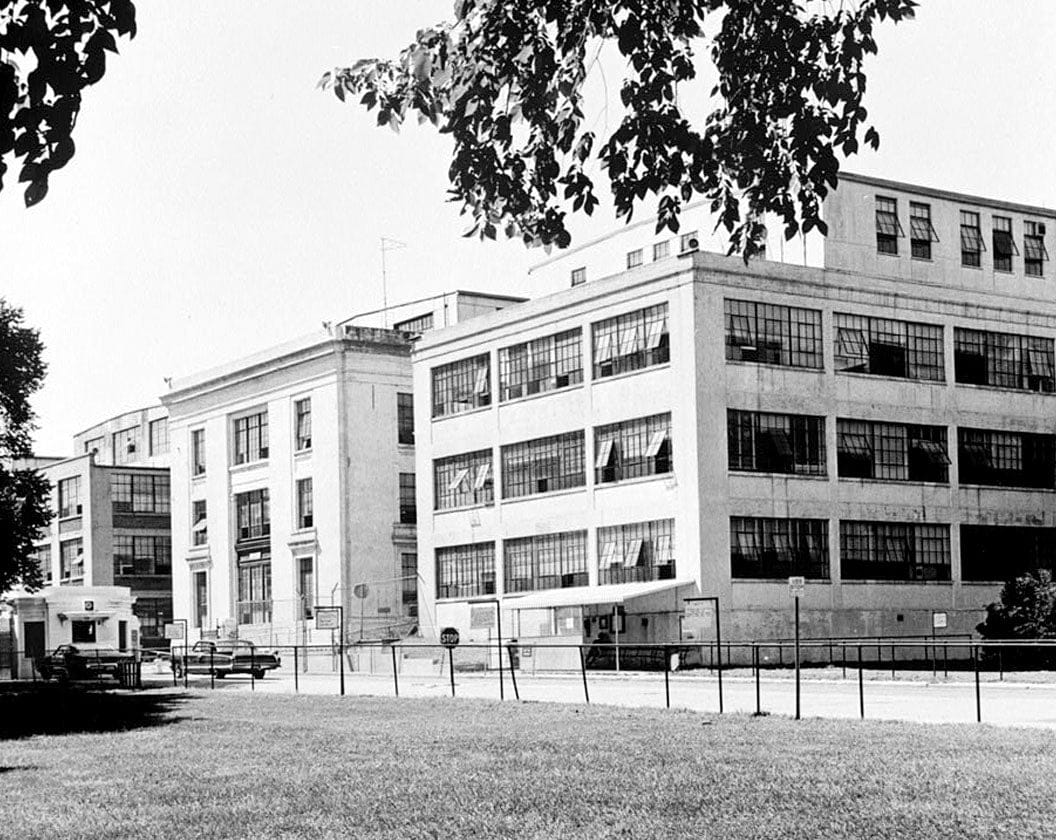 Historic Photo : U.S. Navy & Munitions Buildings, Constitution Avenue between Seventeenth & Twenty-first, Washington, District of Columbia, DC 3 Photograph