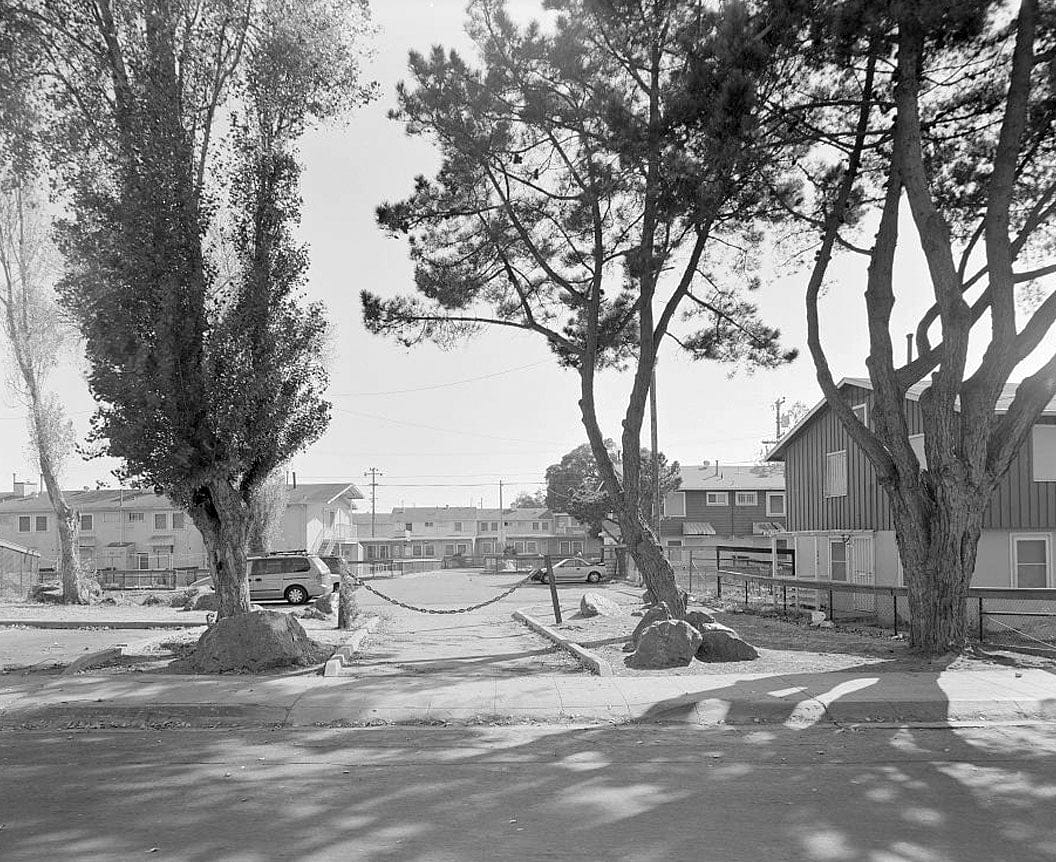 Easter Hill Village, Bordered by South Twenty-sixth Street, South Twenty-eighth Street, Hinkley Avenue, Foothill Avenue & Corto Square, Richmond, Contra Costa County, CA 19