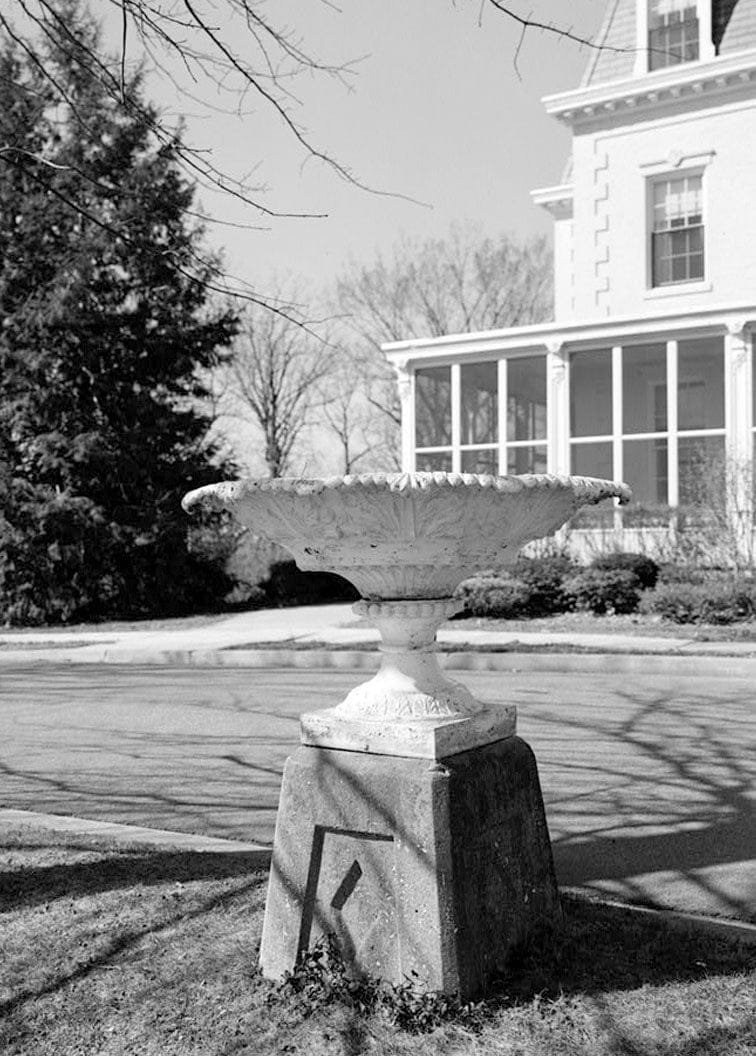 Historic Photo : U.S. Soldiers Home, Street Furniture, Rock Creek Church Road & Upshur Street Northwest, Washington, District of Columbia, DC 1 Photograph