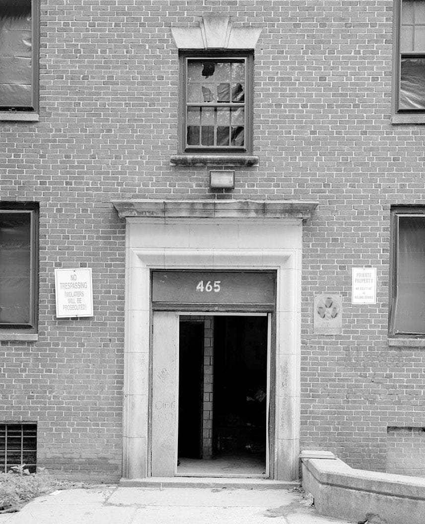 Historic Photo : Techwood Homes, Building No. 6, 465 Techwood Drive & 119-125 Hunnicutt Street, Atlanta, Fulton County, GA 8 Photograph