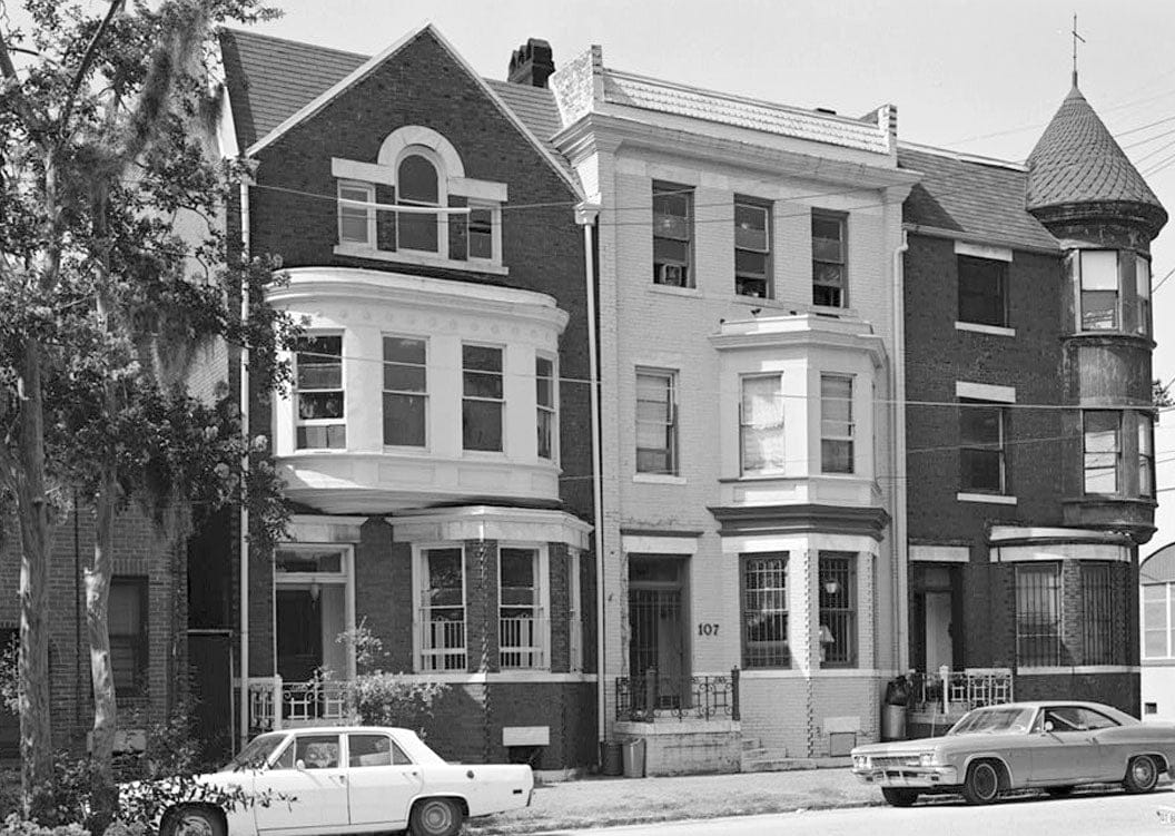 Historic Photo : Savannah Victorian Historic District, Bounded by Gwinnett, East Broad, West Broad Street & Anderson Lane, Savannah, Chatham County, GA 1 Photograph