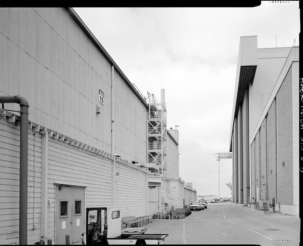 Historic Photo : Douglas Aircraft Company Long Beach Plant, Aircraft Hangar, 3855 Lakewood Boulevard, Long Beach, Los Angeles County, CA 2 Photograph