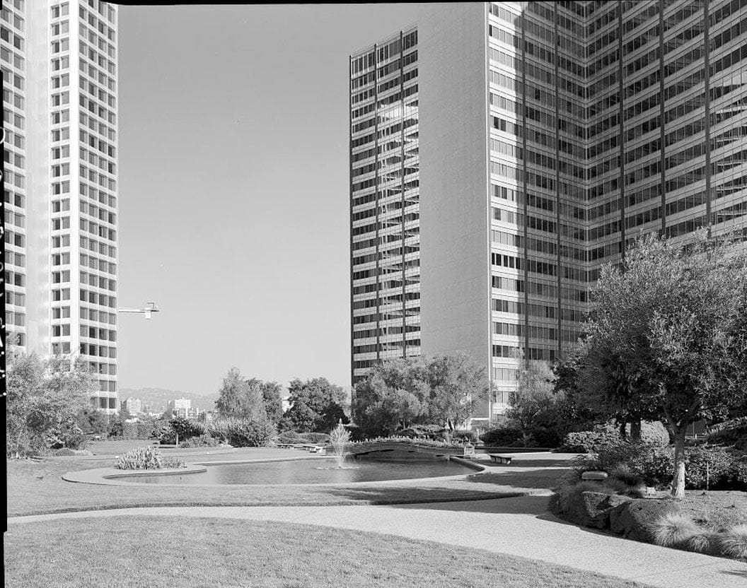 Historic Photo : Kaiser Center, 300 Lakeside Drive, Oakland, Alameda County, CA 1 Photograph