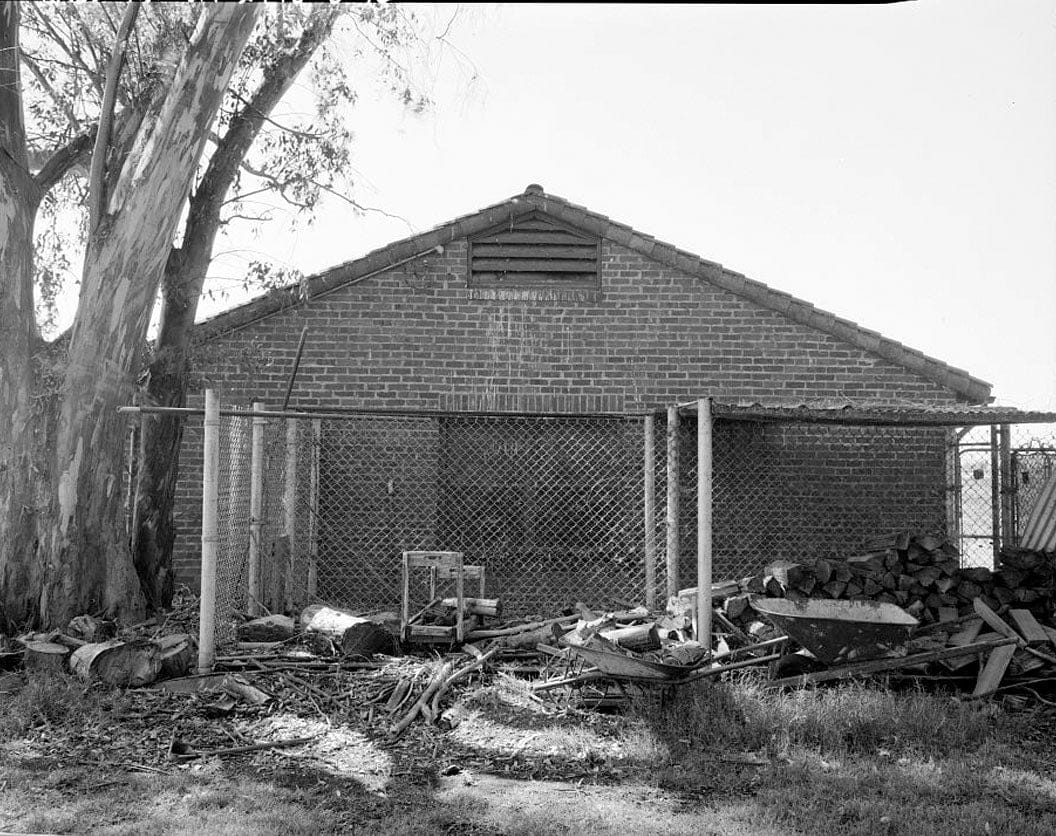 Historic Photo : Sacramento National Wildlife Refuge, Headquarters Complex, Garage, 752 County Road 99W, Willows, Glenn County, CA 1 Photograph