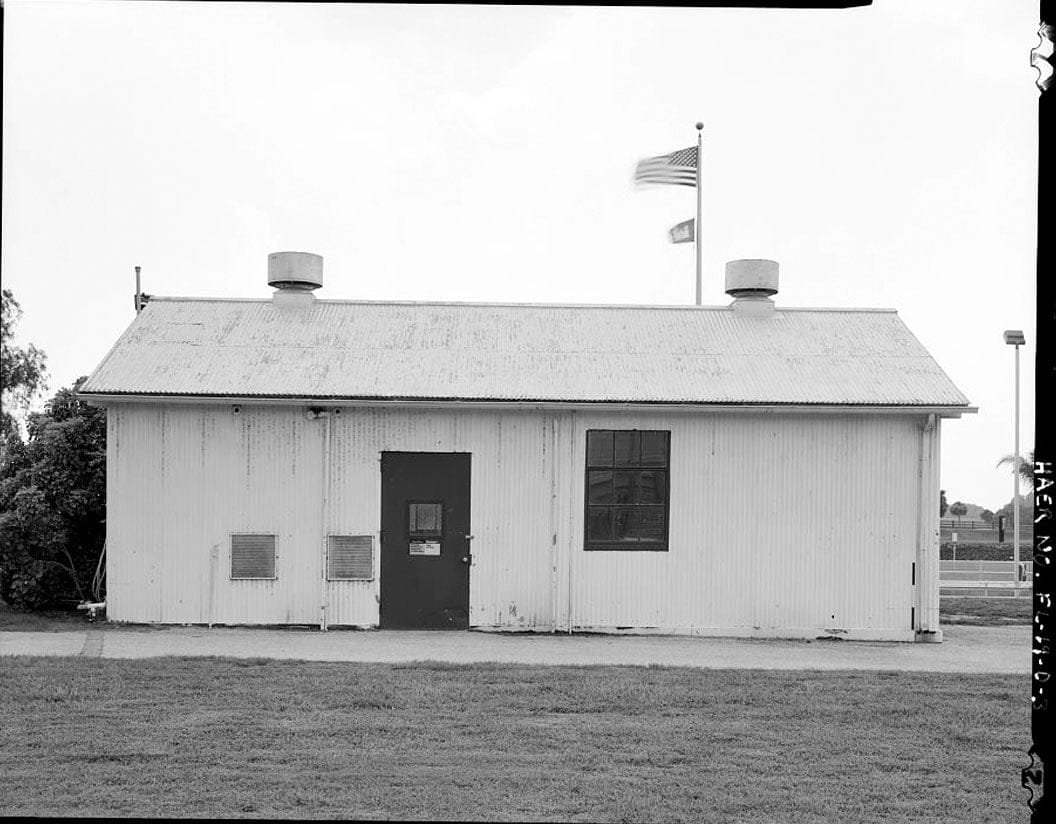 Historic Photo : Ortona Lock, Lock No. 2, Power House, Caloosahatchee River, Cross-State Canal, Okeechobee Intracoastal Waterway, Ortona, Glades County, FL 1 Photograph