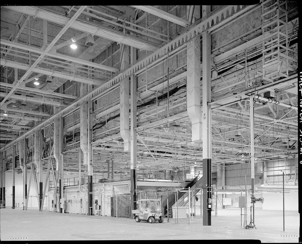 Historic Photo : Douglas Aircraft Company Long Beach Plant, Aircraft Final Assembly Building, 3855 Lakewood Boulevard, Long Beach, Los Angeles County, CA 2 Photograph