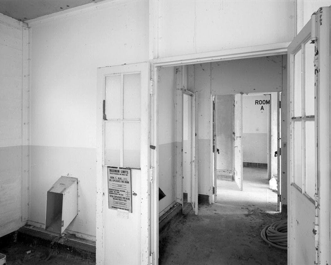 Naval Magazine Lualualei, Headquarters Branch, Operational Storage Building, Fifteenth Street near Kolekole Road intersection, Pearl City, Honolulu County, HI 2
