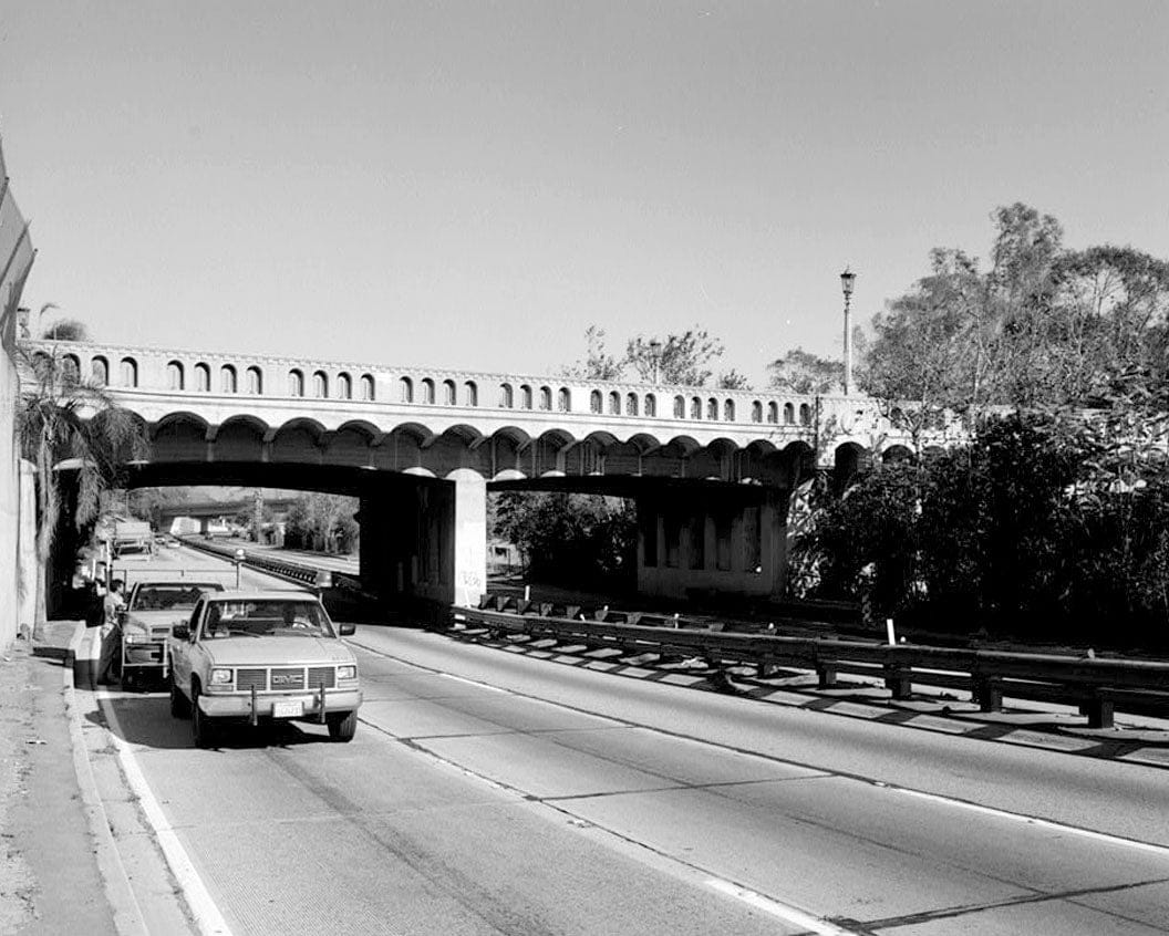Historic Photo : Arroyo Seco Parkway, Avenue 26 Bridge, Milepost 25.91, Los Angeles, Los Angeles County, CA 2 Photograph