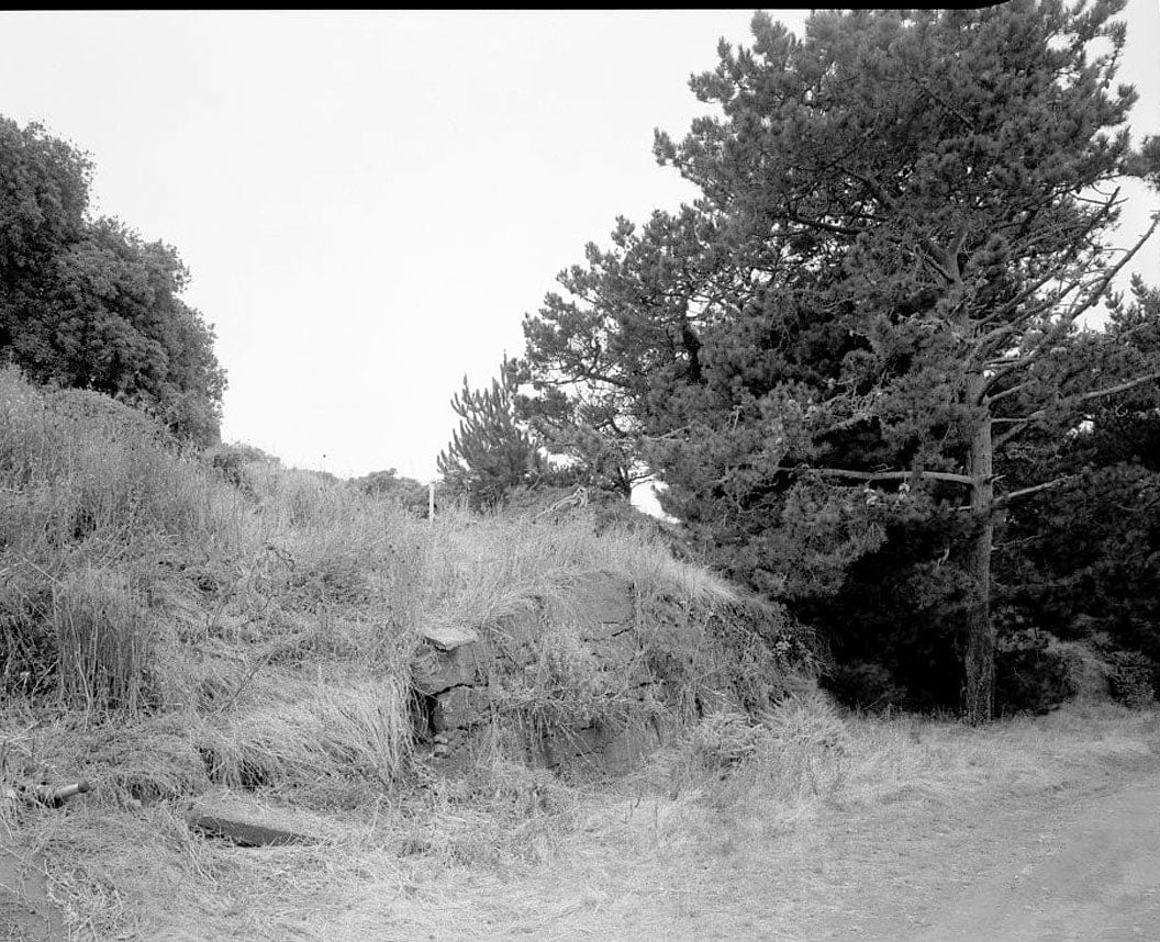 Historic Photo : Fort Barry, Signal Corps Radar 296, Station 5, Transmitter Building Foundation, Point Bonita, Marin Headlands, Sausalito, Marin County, CA 2 Photograph