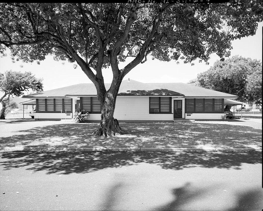 U.S. Marine Corps Base Hawaii, Kaneohe Bay, C.P.O. Club & Married Enlisted Men's Quarters, O'Neal Street between Moffat & Lawrence Roads, Kaneohe, Honolulu County, HI 2