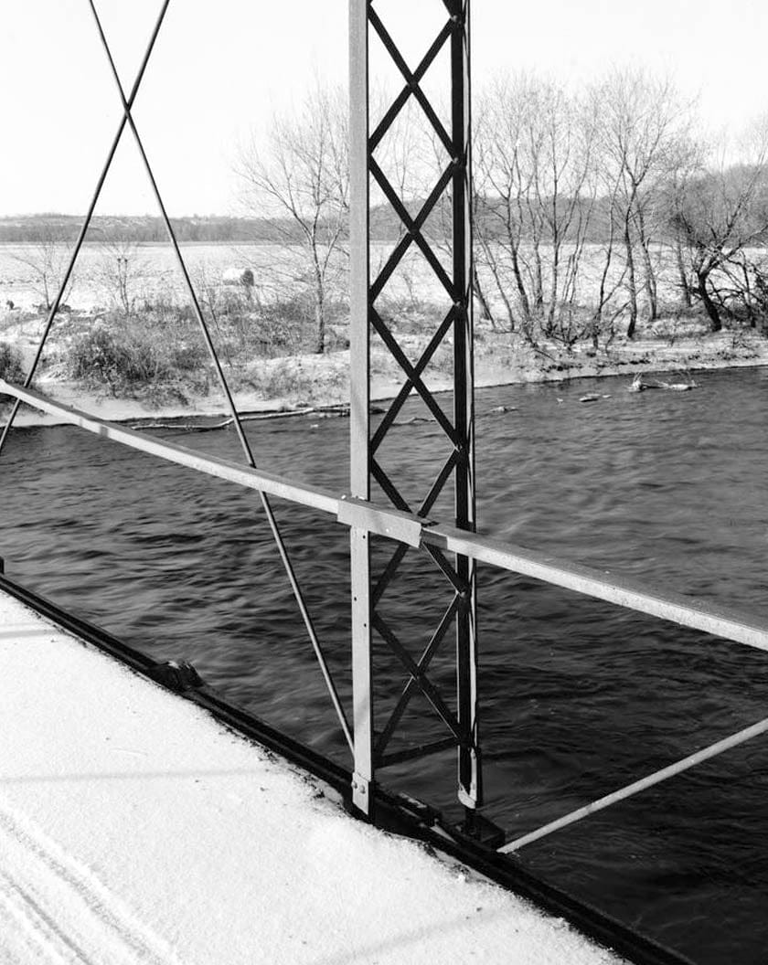 Historic Photo : Freeport Bridge, Spanning Upper Iowa River, Decorah, Winneshiek County, IA 17 Photograph