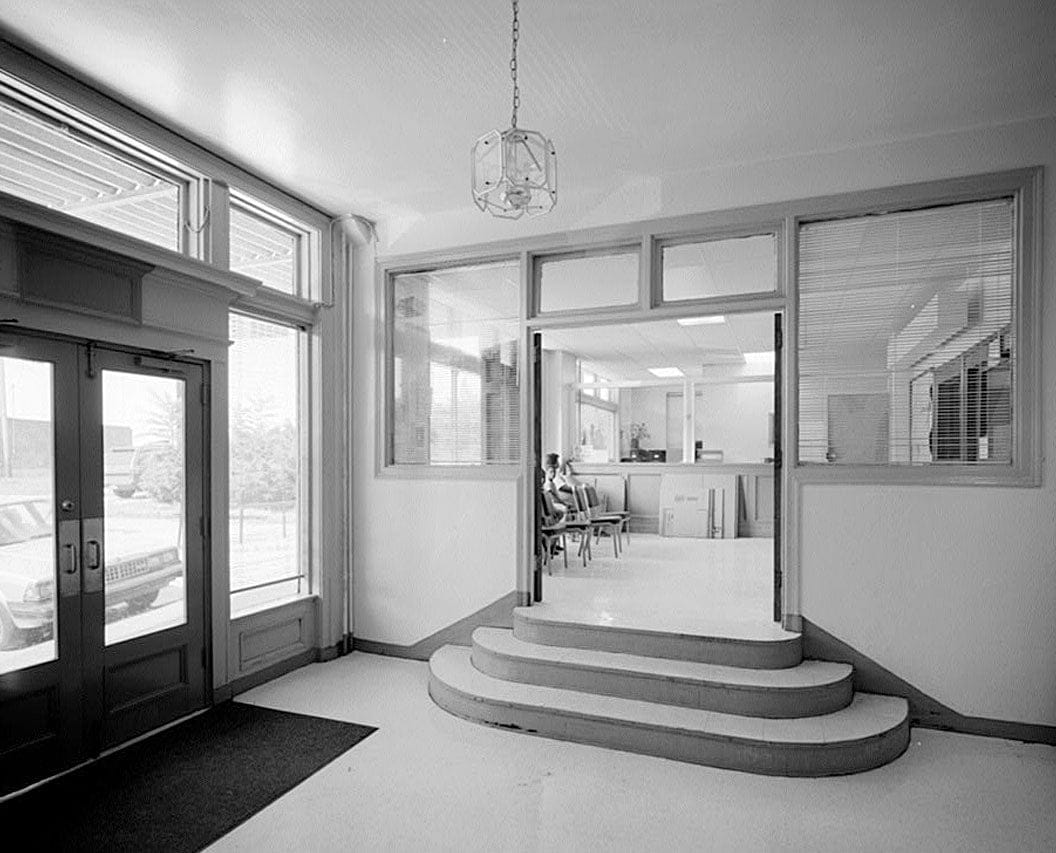 Historic Photo : Techwood Homes, Store & Administration Building, 114-138 Merrit Avenue, Atlanta, Fulton County, GA 3 Photograph