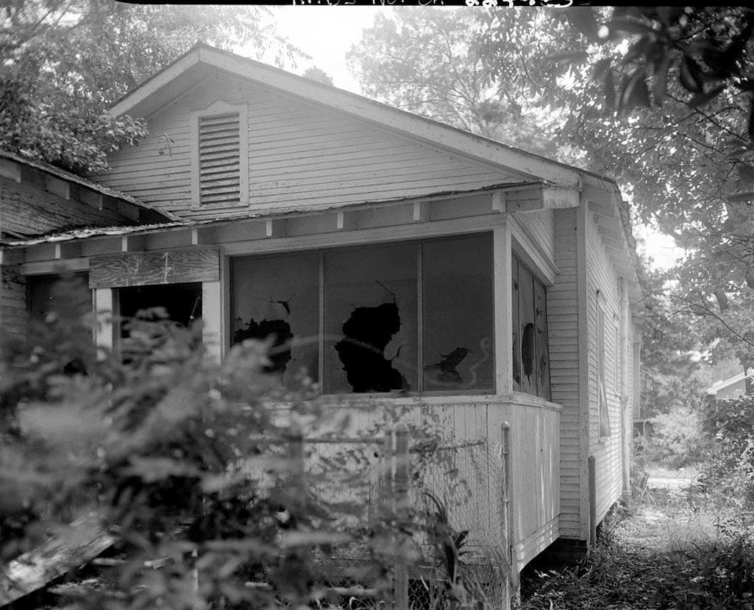 Historic Photo : Lee House, 19 Henrietta Street, Savannah, Chatham County, GA 1 Photograph