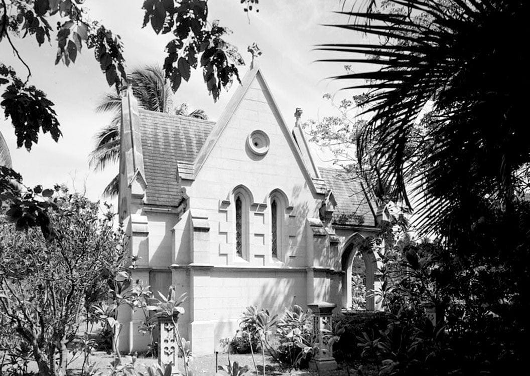 Historic Photo : Lunalilo's Tomb, Punchbowl & King Streets (Kawaiahao Churchyard), Honolulu, Honolulu County, HI 1 Photograph