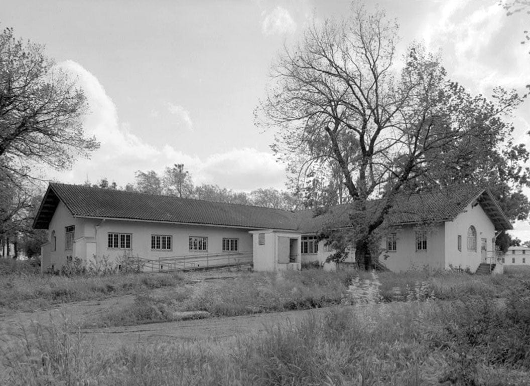 Historic Photo : Agnews State Hospital, Men's Infirm Building, North Circle Drive near Avenue A, Santa Clara, Santa Clara County, CA 2 Photograph