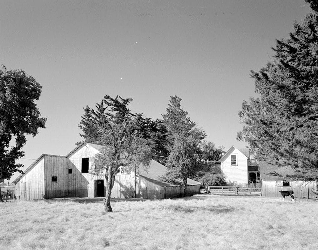 Historic Photo : Schlake Ranch, Old Barn, 2300 Washington Street, Petaluma, Sonoma County, CA 1 Photograph